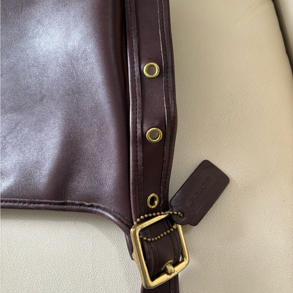 VINTAGE Glove Tan Mahogany Legacy Coach Bag Story Patch #9953 June 1997 - Picture 5 of 9